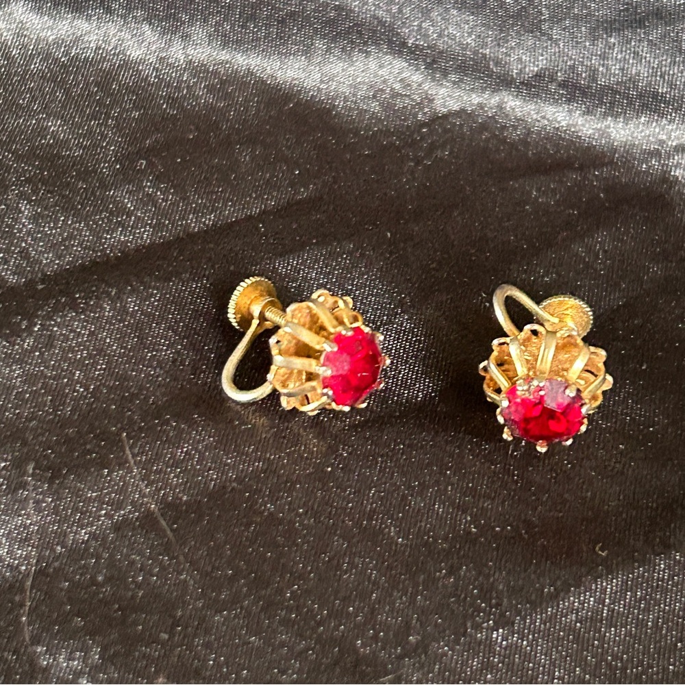 Vintage Gold & Ruby Earrings